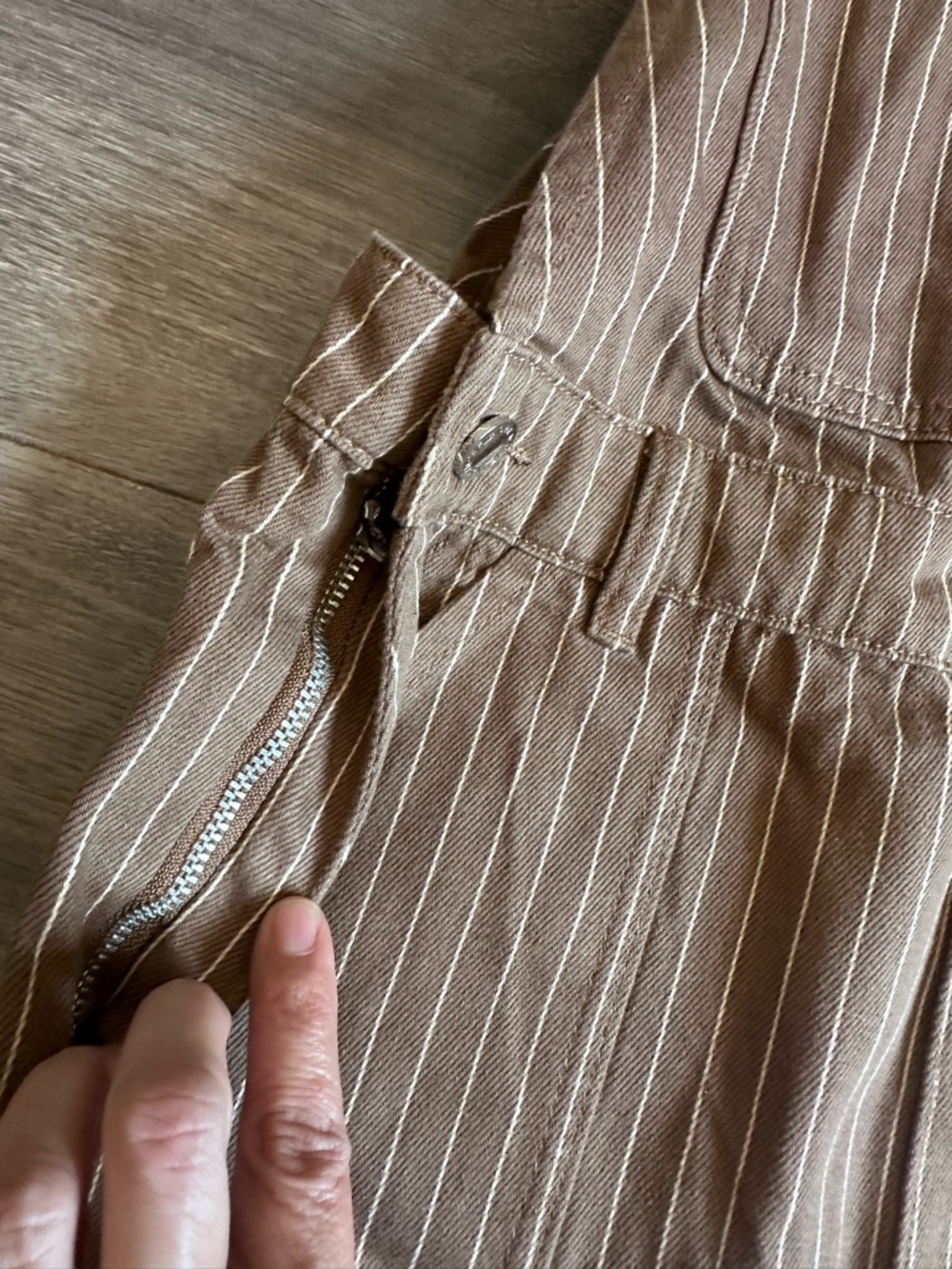 WeWoreWhat Overall Short with side slits - Picture 5 of 8